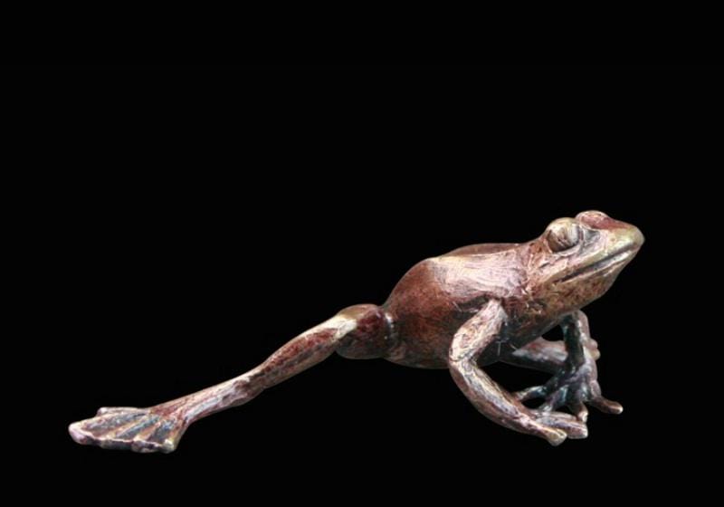 Art in Bronze Bronze Figurine Frog Butler & Peach Miniature Bronze Sculpture 2043