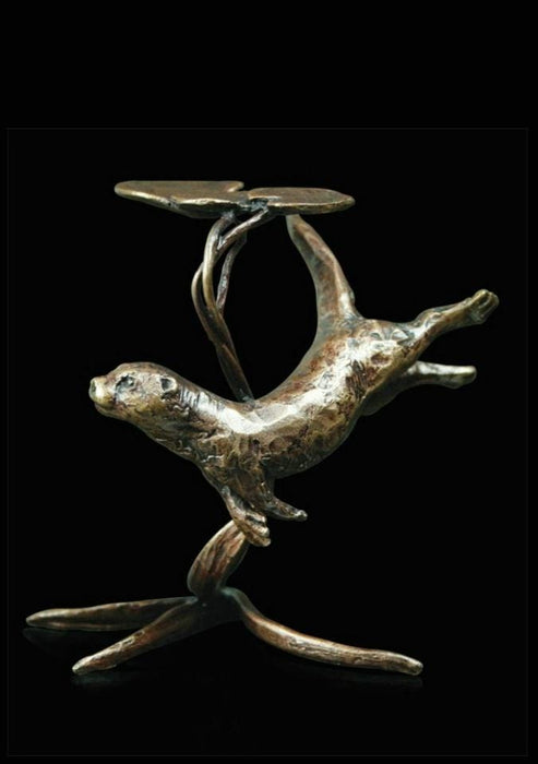 Art in Bronze Bronze Figurine Otter Butler & Peach Miniature Bronze Sculpture 2017