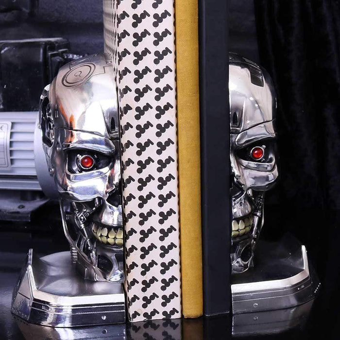 Nemesis Now Skull Ornament T-800 Terminator 2 Judgement Day T2 Head Bookends B4693N9